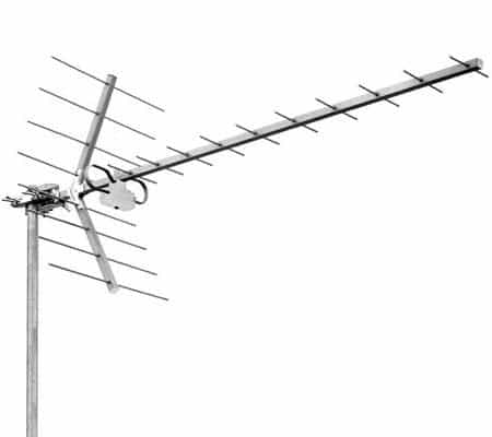 Antenna TV esterna su palo